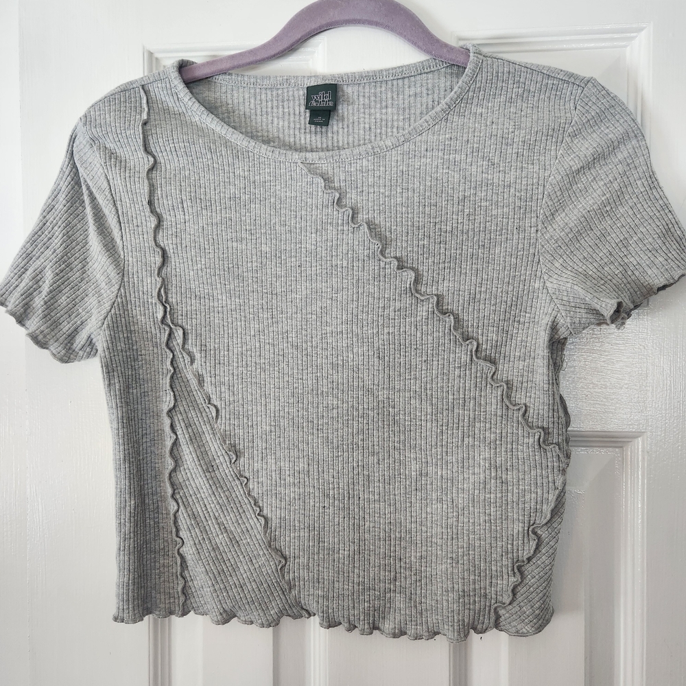 Wild Fable Heather Gray Ruffle Trim Tee